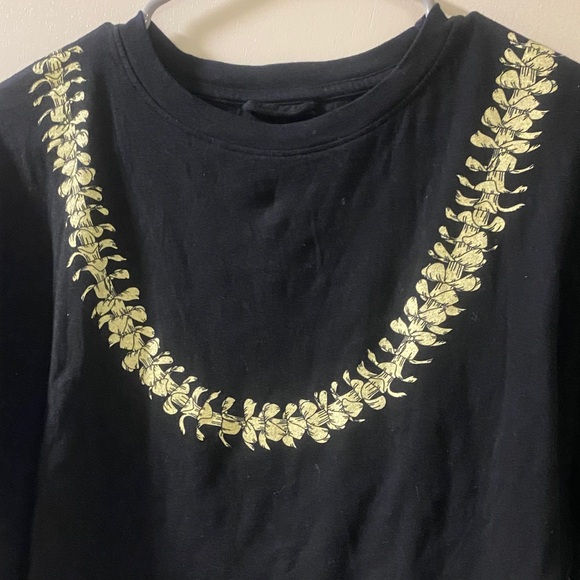 NWOT Mahina Made cropped t shirt s/m 2024 - Picture 2 of 5